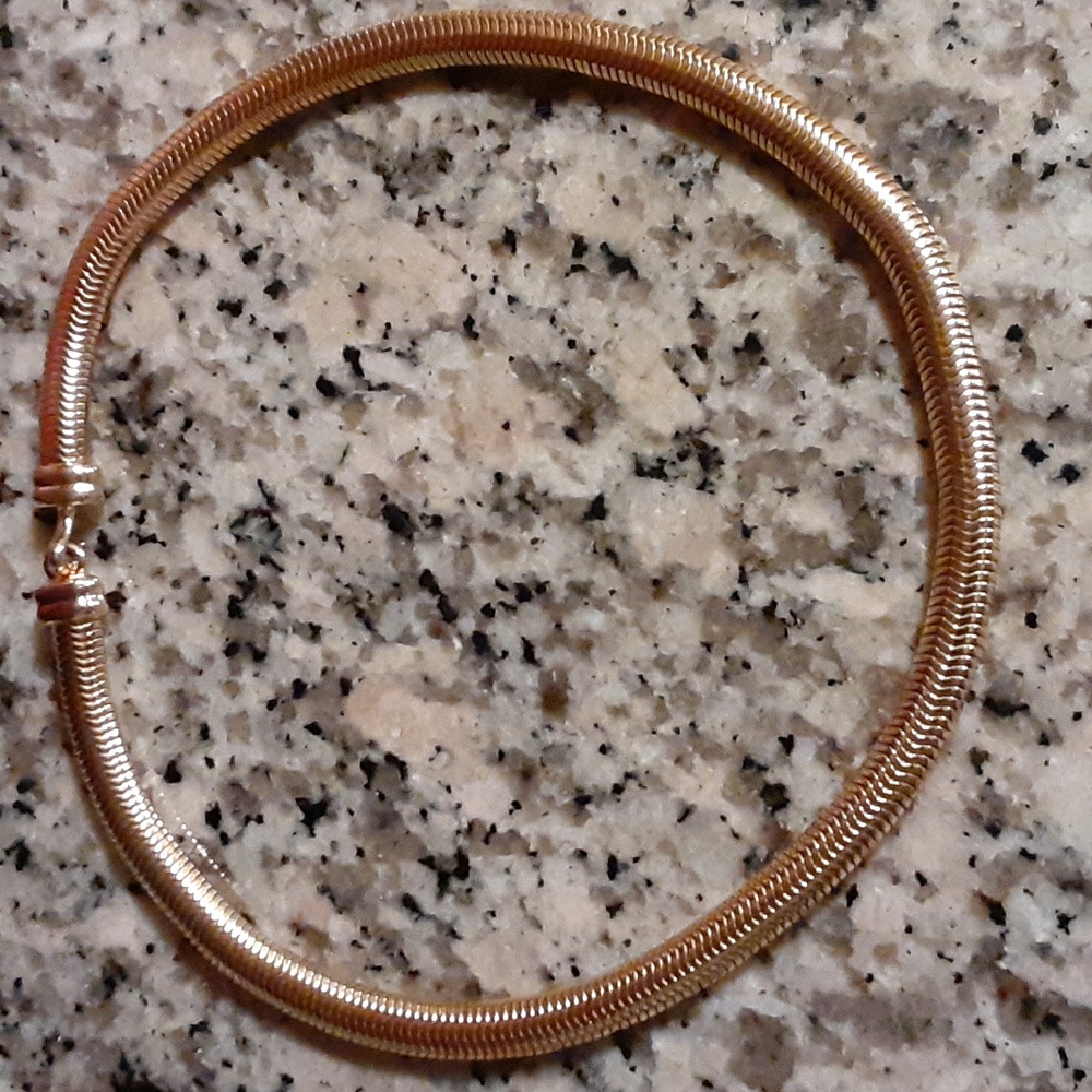 Vintage Gold Tone Necklace